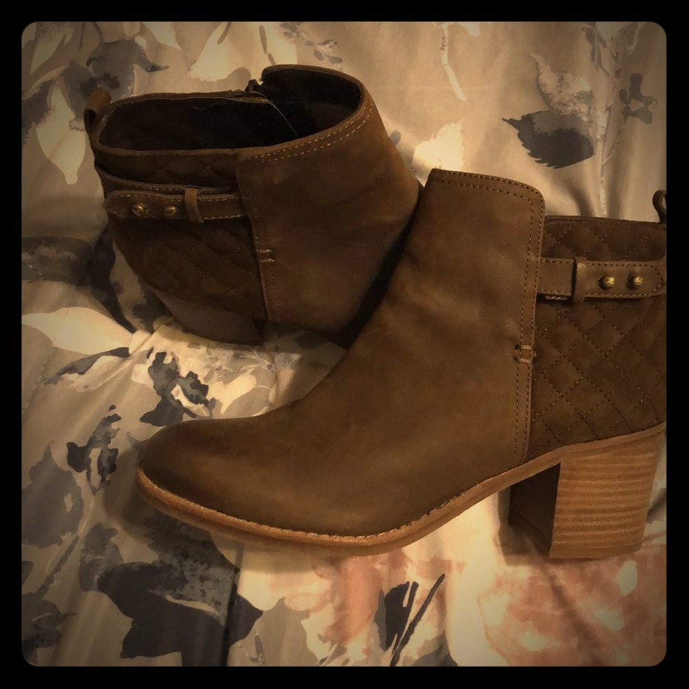 Sperry Brown Boots